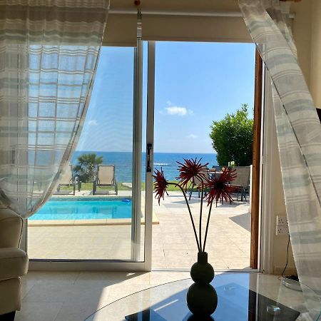 Amazing Front Line Villa In Coral Bay Пейя Экстерьер фото